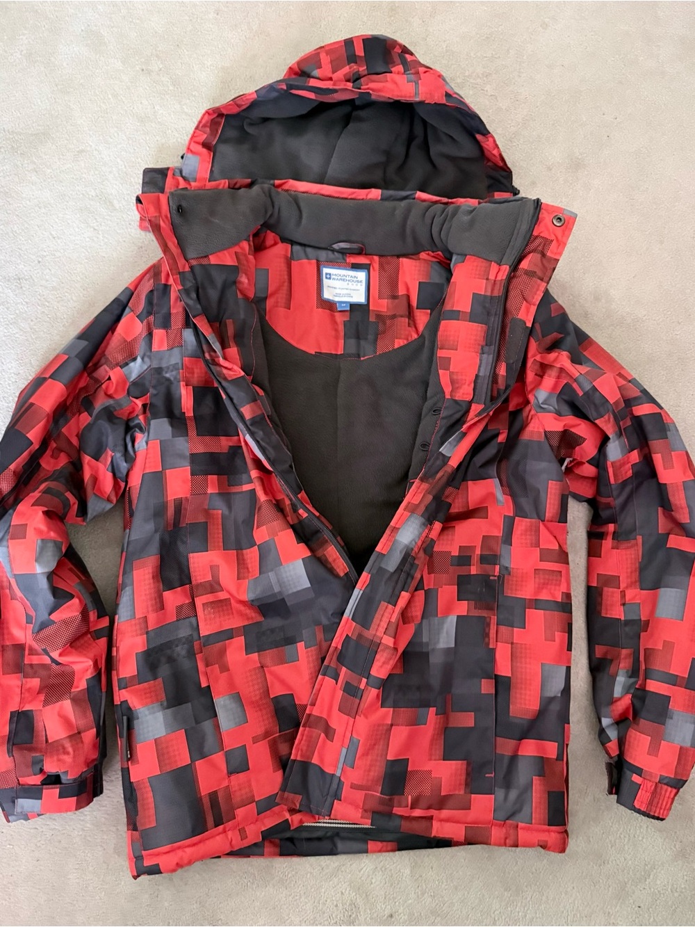 Men's Red Geo-Print Ski Jacket - Insulated Snow Shell